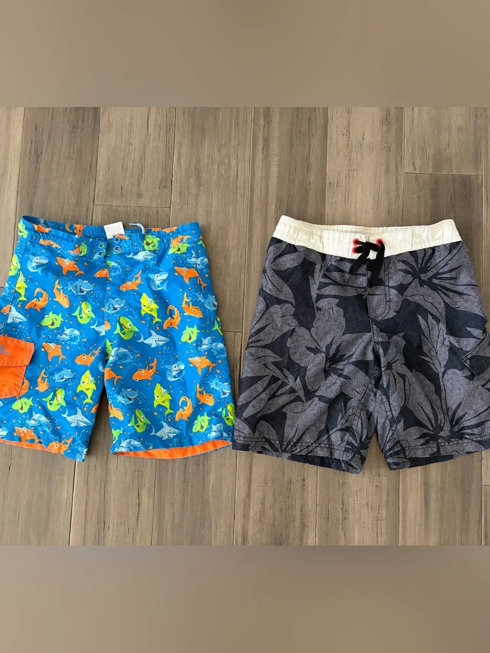 Boys Swim Trunks - Set of 2 - Size S (6/7)